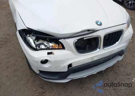 2015 BMW X1 xDrive28I z USA, uszkodzony, nr VIN WBAVL1C59FVY37624